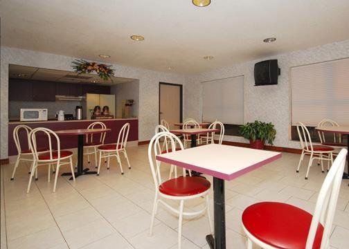 Texas Inn Harlingen Restaurant foto
